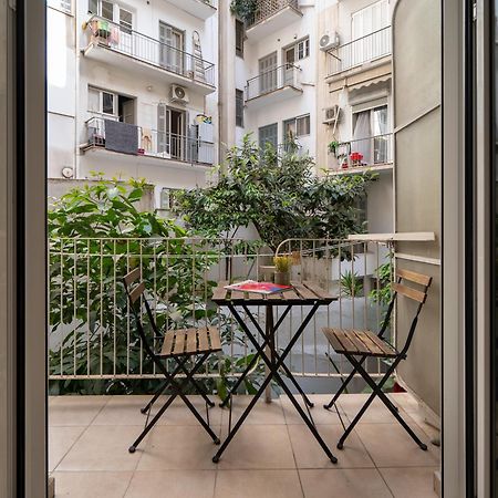 Ideally Located Apartment In Central Athens Luaran gambar